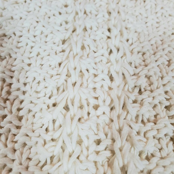 AEO Chunky Knit Scoop Neck Cream Sweater in Sz. S - Picture 4 of 4